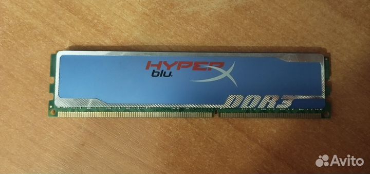 Оперативка Kingston Hyper BLU KHX1600C9D3B1K2-8GX