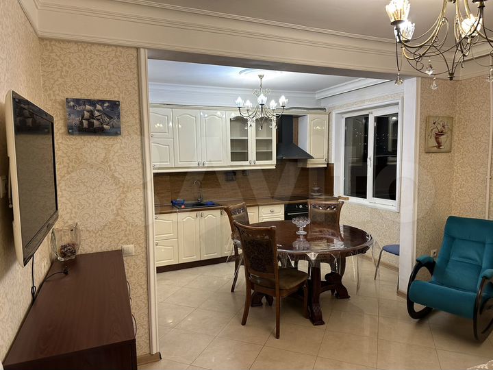 2-к. квартира, 55 м², 8/9 эт.