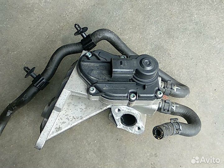 Клапан рециркуляции выхлопных газов EGR Passat B6