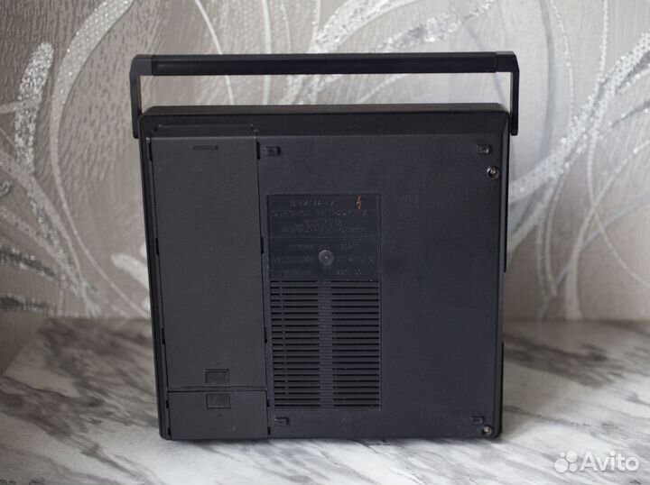 Магнитофон весна 202-1