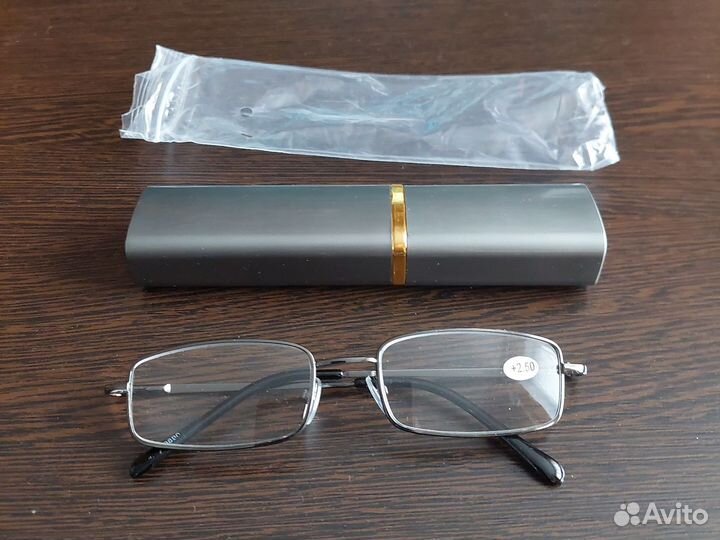 Очки для коррекции зрения, чтения +2,5
