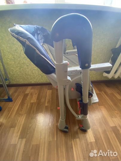 Детский стульчик для кормления