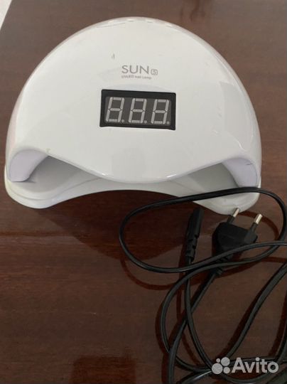 Лампа для ногтей