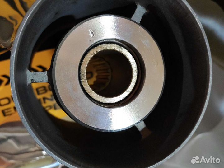 Винт гребной Yamaha 60-140, шаг 17, сталь