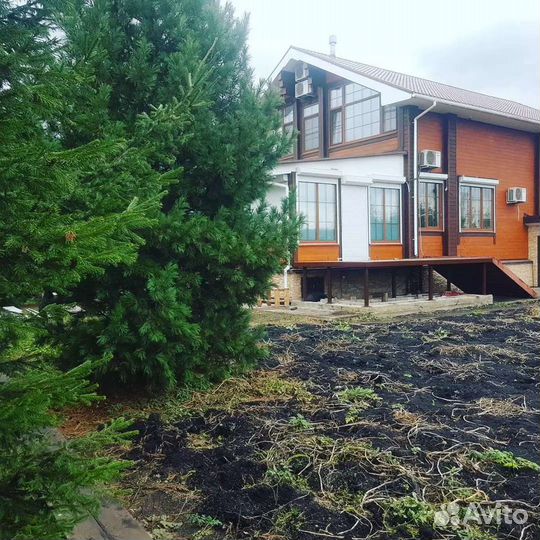 Шлифовка и покраска деревянного дома