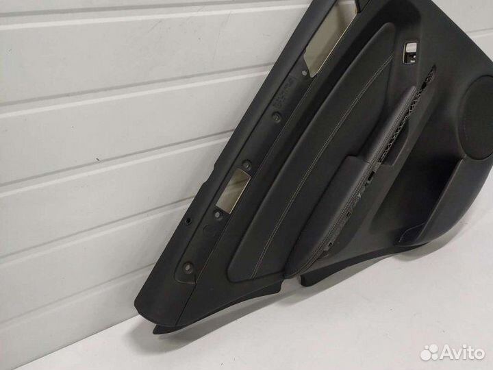 Обшивка двери Mercedes M W164