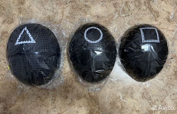 Фигурки и маски Игра в кальмара