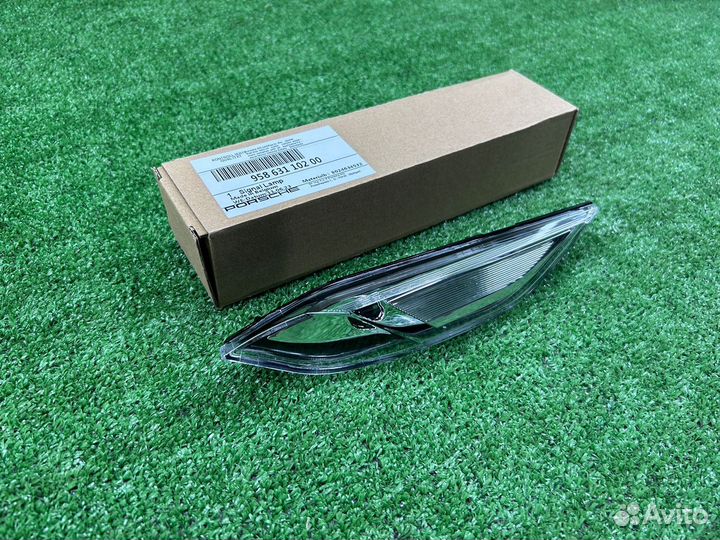 Повторитель поворота в крыло Porsche Cayenne 958 п