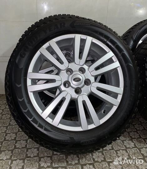 Оригинальные шипованные колёса Land Rover R19