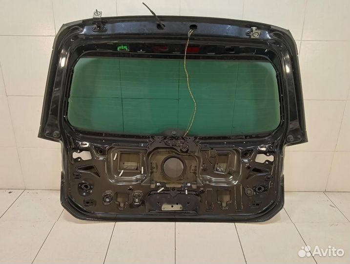 Дверь багажника со стеклом Volkswagen Passat B8 (2