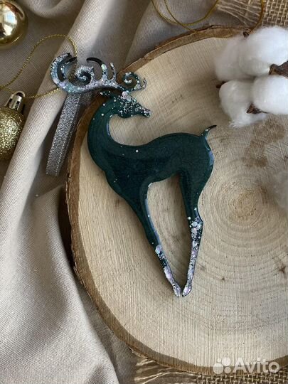 Набор новогодних игрушек из эпоксидной смолы