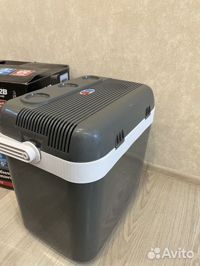 Холодильникик автомобильный