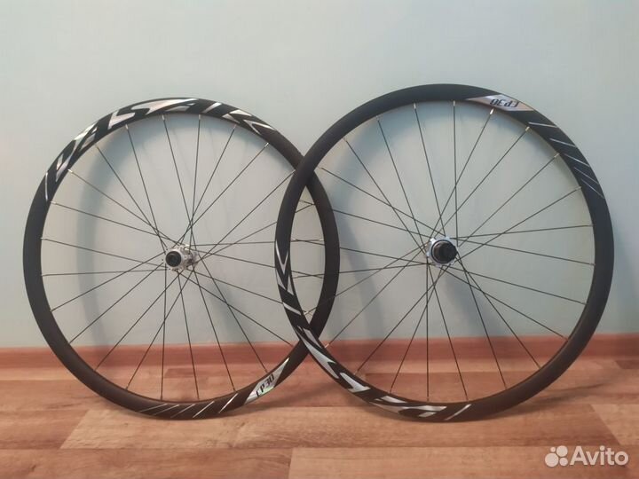 Колеса для шоссейника/гравийника 700С
