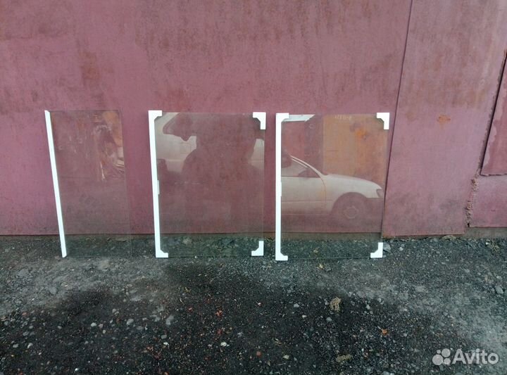 3 стеклянные полки к холодильнику dexp