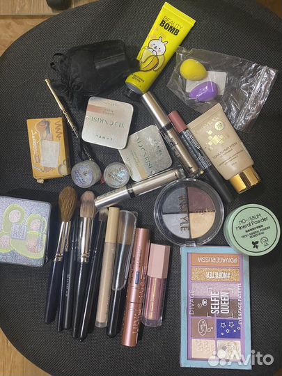 Набор косметики пакетом