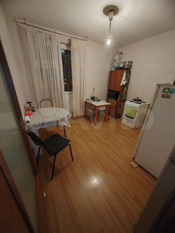 Комната 38 м² в 1-к., 6/22 эт.