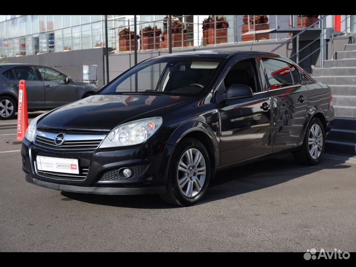 Opel Astra 1.6 МТ, 2011, 150 000 км
