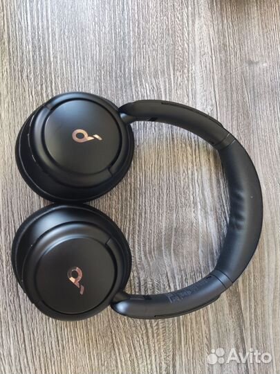 Anker soundcore space q30