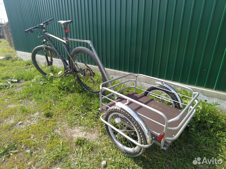 Прицеп для велосипеда