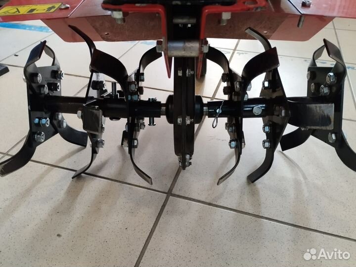 Бензиновый культиватор Зубр 3 л. с. мкт-150