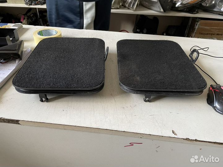 Крышка (дверца ) бардачка Renault Megane 2