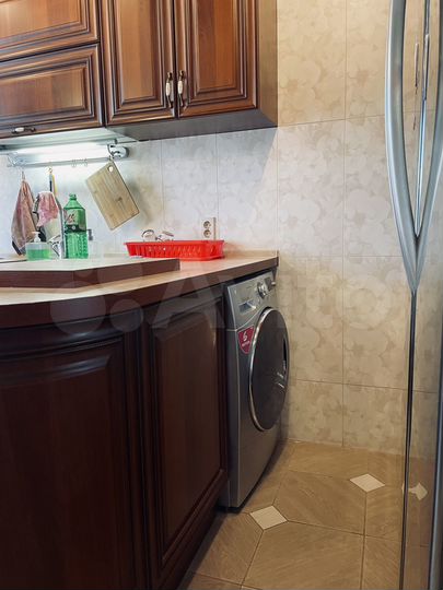 3-к. квартира, 85,8 м², 1/4 эт.