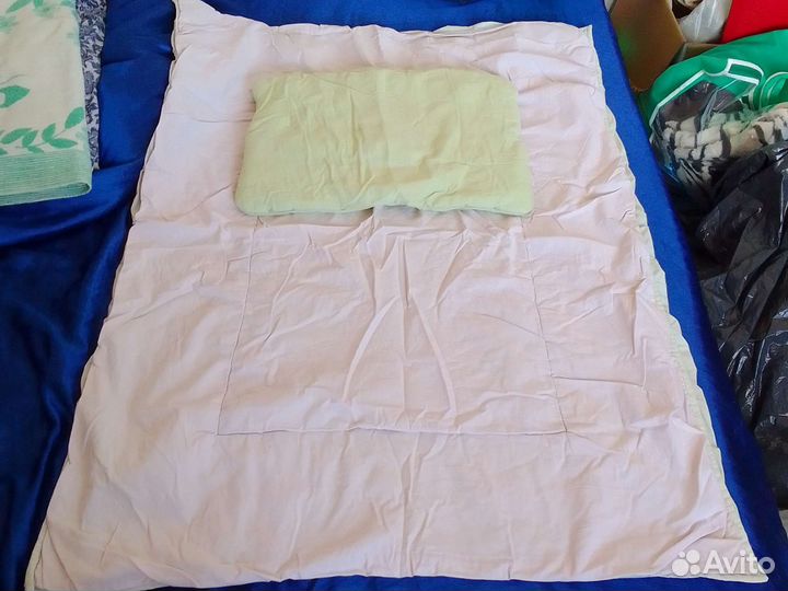 Постельное бельё в детскую кроватку