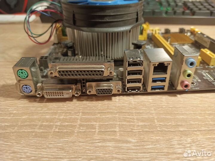 Asus H81M-C + Pentium G3220 + 4 Gb