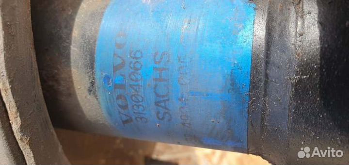 Амортизатор передний Volvo Xc90 1 D5244T18 2013