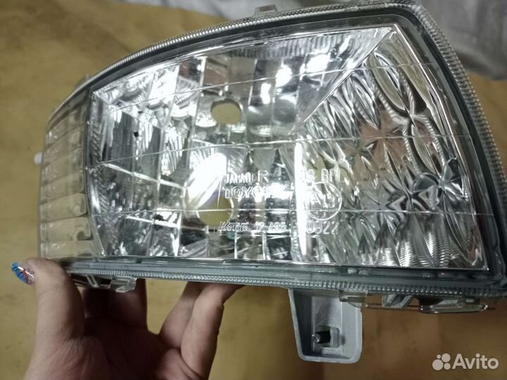 Противотуманные фары toyota premio