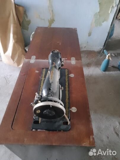 Швейная машинка