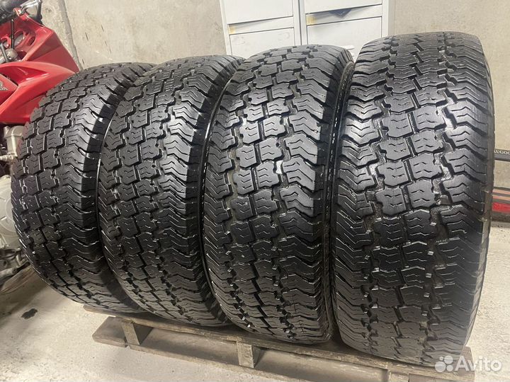 Kumho Road Venture AT61 32/11.5 R15 113S