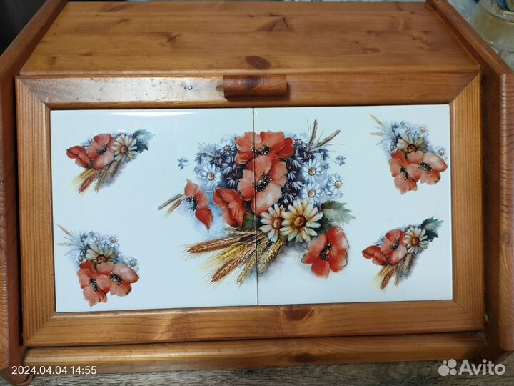 Хлебница из дерева