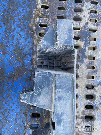 Задний усилитель бампера Ваз LADA 2113-2114