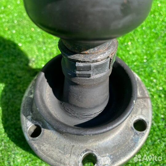 Карданный вал Suzuki Escudo/ Grand Vitara TD54W