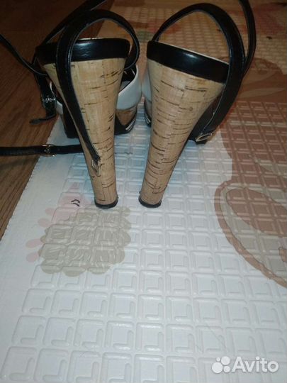 Босоножки baskoni 36р