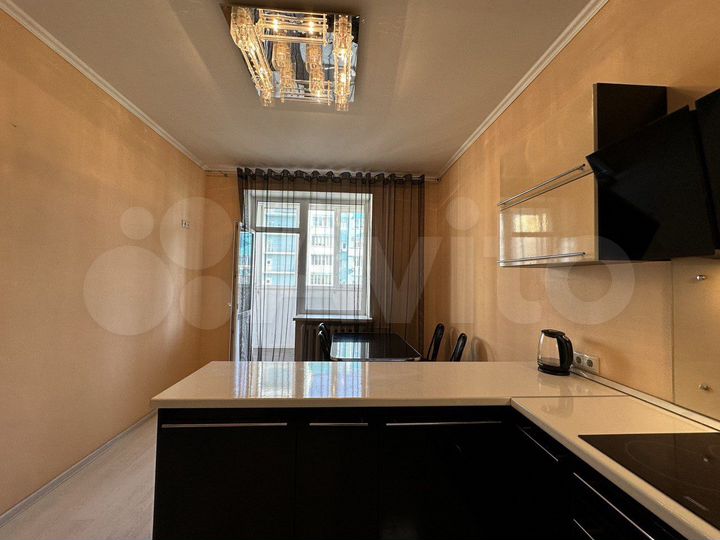 1-к. квартира, 58,1 м², 12/16 эт.