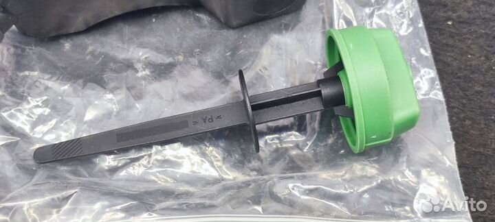 Бачок для жидкости гура Volkswagen Golf 3