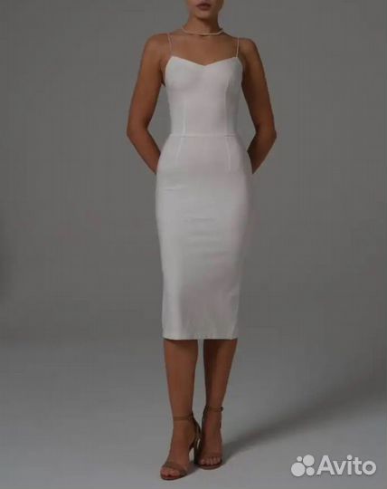 Платье футляр