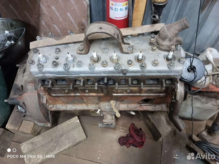 Двигатель газ 52