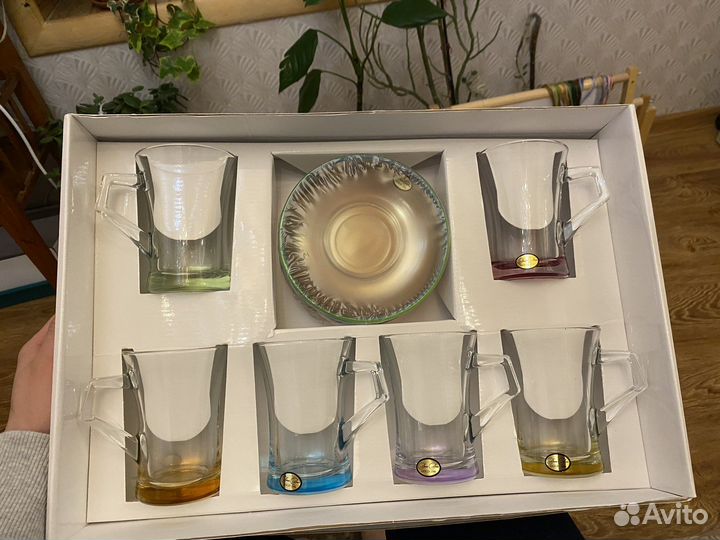 Чайный сервиз на 6 персон