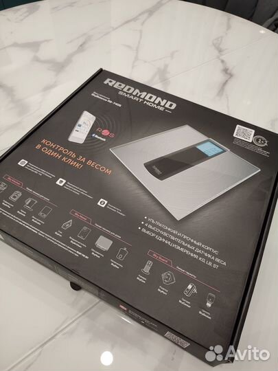 Умные напольные весы Redmond SkyBalance 740S