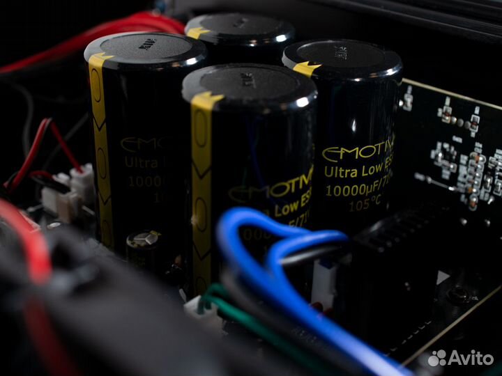 Усилитель мощности Emotiva A7