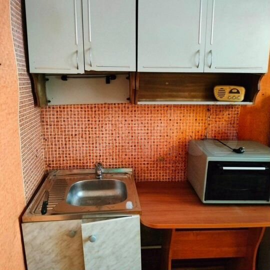 2-к. квартира, 49 м², 1/2 эт.