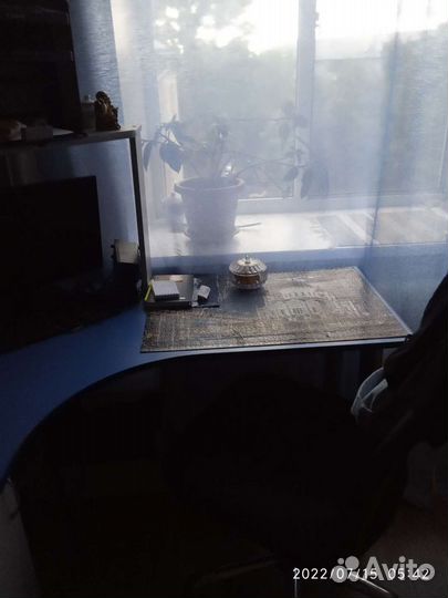 Компьютерный стол