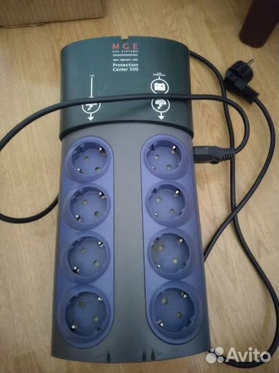 Стабилизатор напряжения