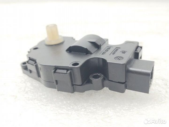 Сервопривод заслонок печки Mercedes-Benz Cls-Class