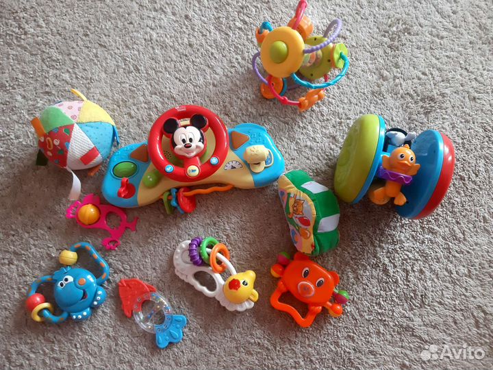 Развивающие игрушки пакетом