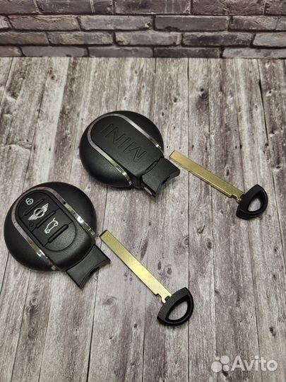 Ключ Mini Cooper F55 Hatch