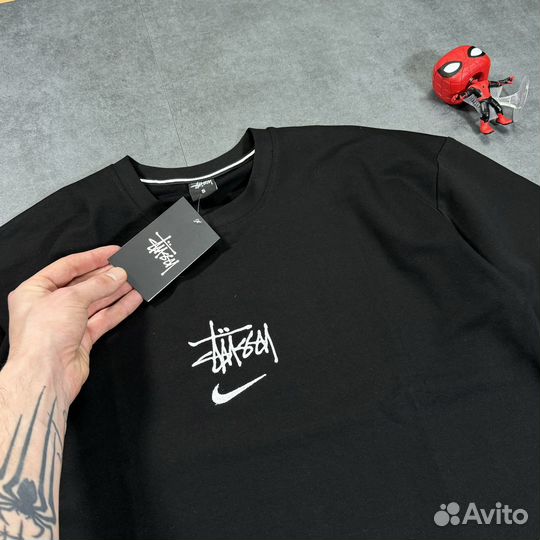 Футболка Nike Stussy